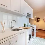 Апартаменты Acogedor Y Con Vistas - Casco Viejo & Parking Бильбао